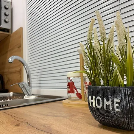 Tirana Apartment * 티라나