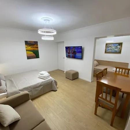 아파트 Tirana Apartment *